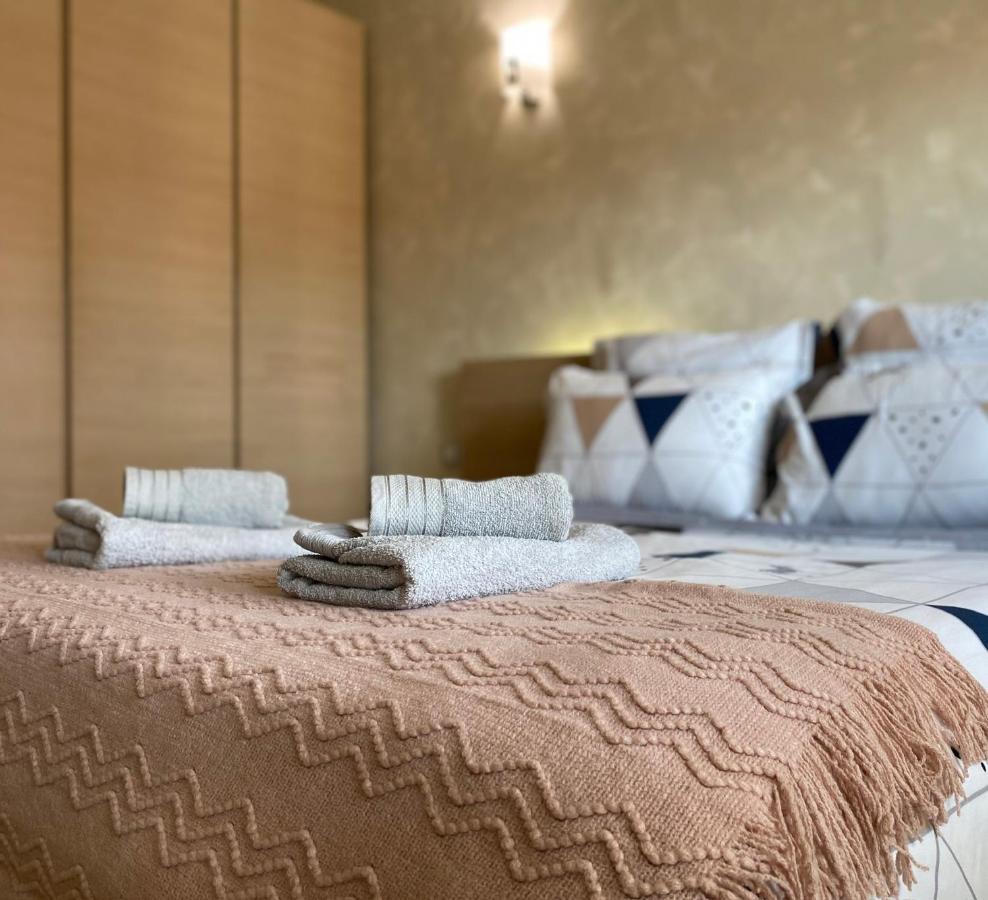 Entire Apartment For 4 Guests In Sofia Extérieur photo